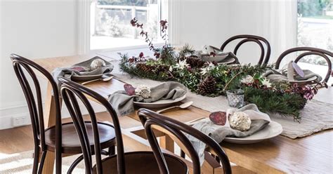 A Genius $9 Kmart Christmas Table Centrepiece Hack | Home Beautiful