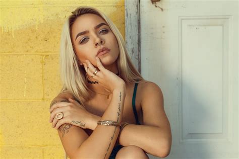 Mooiste Plek Voor Tattoos Bij Vrouwen Volgens Mannen Gewoonvoorhem Hot Sex Picture