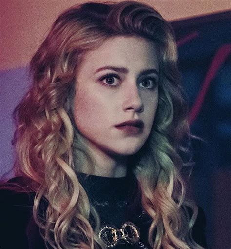 Hi guys i'm back with some more scene edits! Pin by 𝕟𝕚𝕘𝕙𝕥𝕞𝕒𝕣𝕖 on Riverdale | Alice cooper riverdale ...