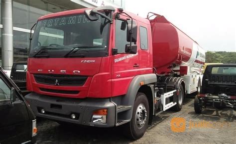 Kempu toren ibc tank 1000l second murni 1xpakai: Fuso Tracktor Head Tangki Bbm Pertamina 24 Ribu Liter ...