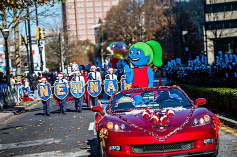 Childrens Christmas Parade Capture Life Through The Lens