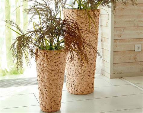 La jardinière et la corbeille à fleur d'intérieur sont une fantastique opportunité de faire pousser ses propres fruits, légumes et fleurs. Cache-pot design, tendance, élégant
