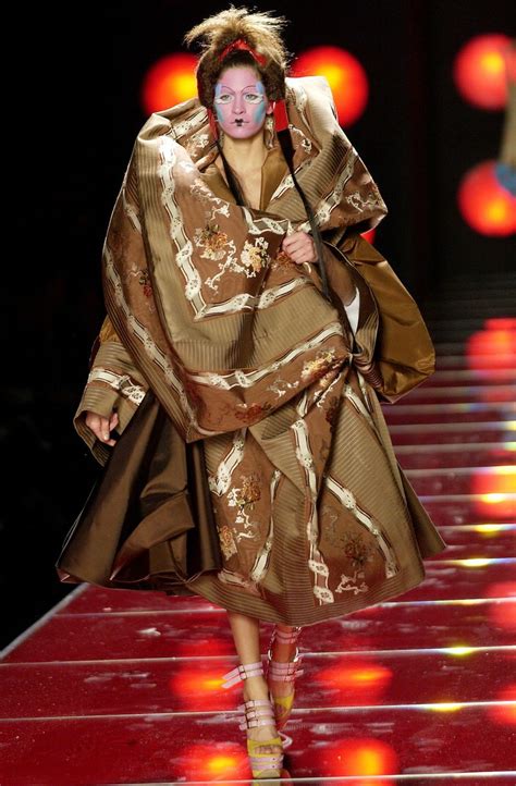Dior Spring 2003 Couture Show Dior