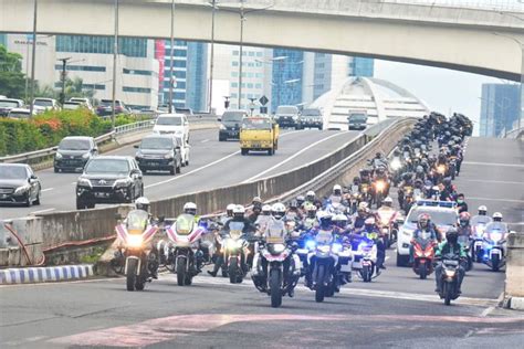 Ini mobil khusus jenazah pangeran philip. Kodam Jaya dan Polda Metro Patroli Bersama Hari Ini ...