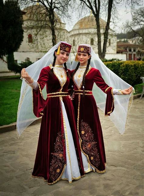 tatar türk kızı traditional dresses traditional outfits folk dresses
