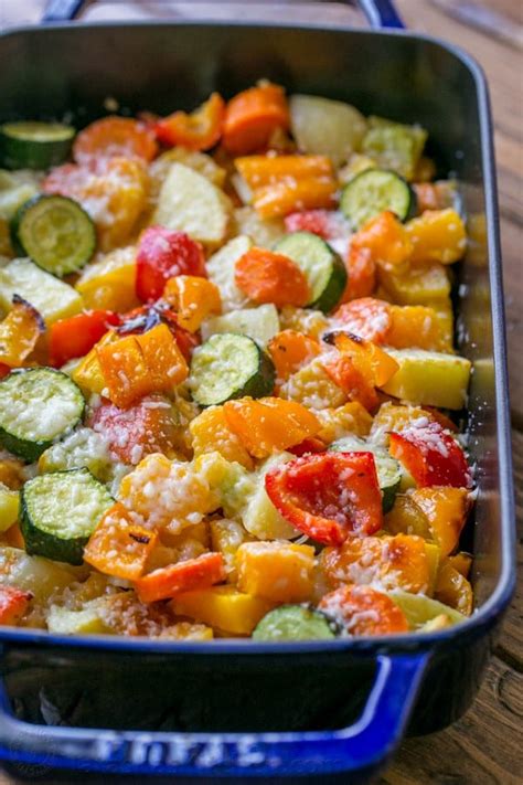 Here's the perfect vegetarian christmas dish: Roasted Vegetables Recipe - Great Holiday Side Dish!