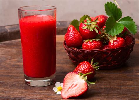 Yuk Lengkapi Nutrisi Sehari Hari Dengan Minum Jus Strawberry