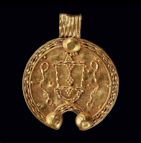 A Roman Gold Pendant Circa 1st Century Ad Ancient Art