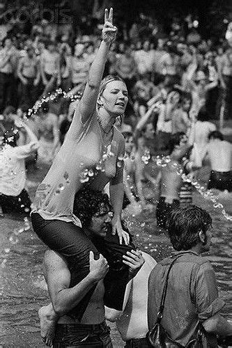 Free Spirit W Hippie Love Woodstock Hippies