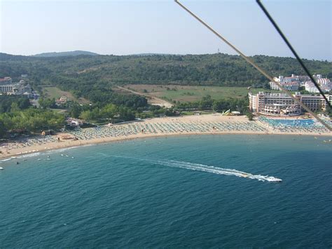 From 397 condo and apartment rentals to 160 house rentals, find a unique house rental for you to enjoy a. Duna Verde, Region Słoneczny Brzeg, Bułgaria, największa ...