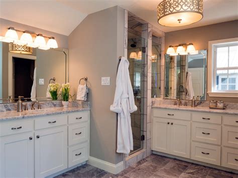 Please do not republish an entire post or post photos of my family. Fixer Upper: Joanna Gaines' Best Outfits | HGTV's ...