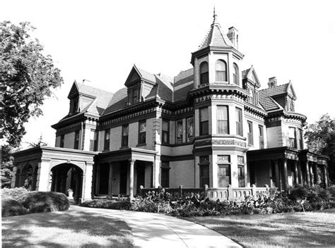 History — Henry And Anna Overholser Mansion