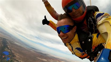 Benjamin Turner Tandem Skydive In Las Vegas At Fyrosity Youtube