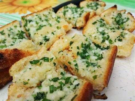 Diy Garlic Butter Recipe How To Make This Delicious Bread
