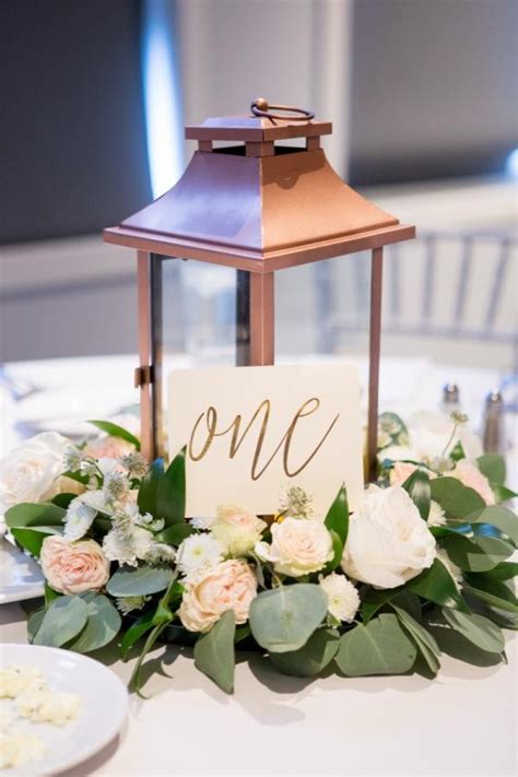 21 Lantern Wedding Centerpiece Ideas To Inspire Your Big