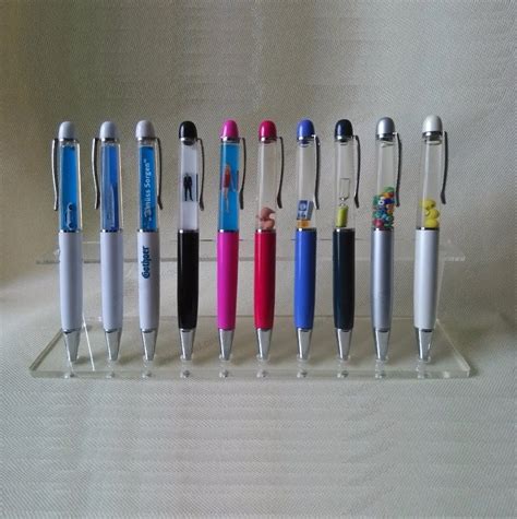 Promotional Floating Pen Liquid Filled With 3d Floater Plastic