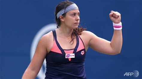 Reviewed by nev pierce updated 23 september 2004. Injuries force Wimbledon champ Bartoli to retire | New ...