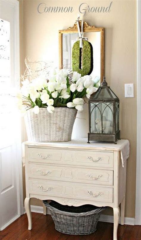 Here we give you some home decorating ideas and photos that illustrate some of the decorating styles that exist for interior design. Enchanting Farmhouse Entryway Decorations For Your ...