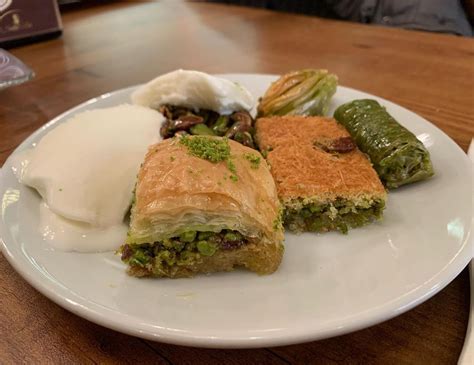 What A Wonderful Taste Of The Original Baklava In Istanbul Foodporn