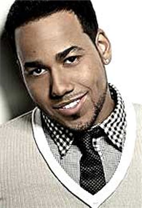 Romeo santos may be married or engaged with his girlfriend who turned into his wife. Romeo Santos
