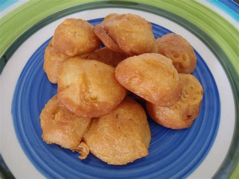 Ikuti resepi ini untuk cara yang paling ringkas untuk membuat cekodok manis! MiMiMotMot: Cucur lemak manis