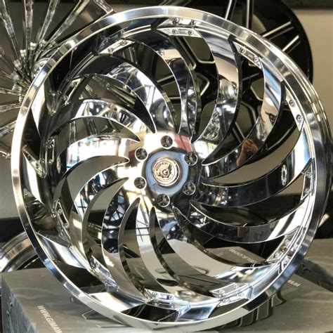 28 Inch Gima Chrome Wheels With Brand New Tires For Sale In Dallas Tx