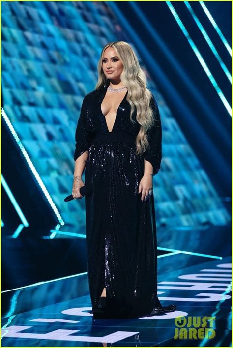 It has been an unprecedented year, but the 2020 people's choice awards are here to celebrate all of the music, movies, tv and. See Every Look Demi Lovato Wore While Hosting the People's ...