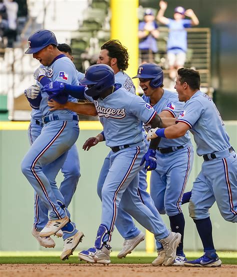 Photos Lowes Walkoff Gives Rangers A 1 0 Win Over Orioles In 10th