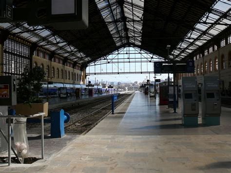 Marseille Train Station Photo