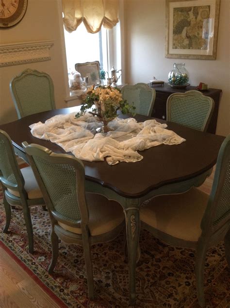 French Provincial Or French Country Thomasville Dining Room Table And