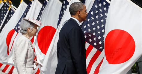 Obama Signals Deepening Commitment To Japan Abe