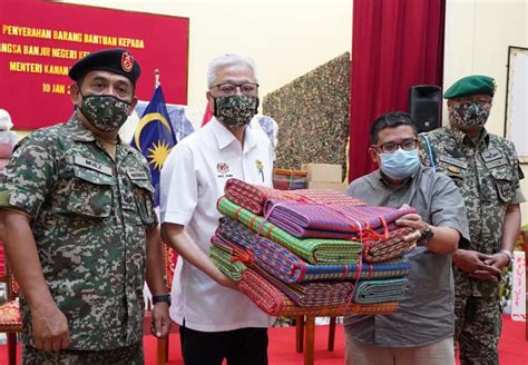 Rajah 1b menunjukkan liputan kawasan banjir di. Mangsa banjir di Kelantan dapat perhatian Kementerian ...