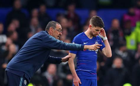 But it saw him replace spaniard fabregas. Chelsea : Jorginho pourrait encore suivre Maurizio Sarri à ...