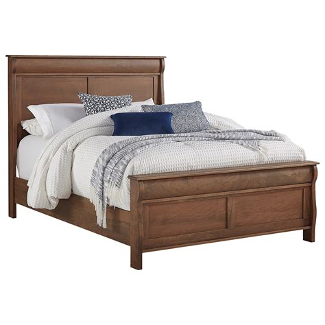 Daniels Amish Highland 30 56132303 Customizable Solid Wood Queen Size
