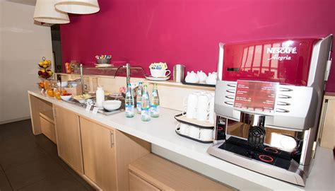 Best western palace inn hotel is just off the ferrara nord exit of the a13 motorway, one hour's drive from bologna's guglielmo marconi airport. Hotel in Ferrara - BW Palace Inn Hotel Ferrara