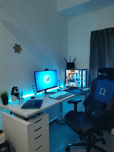 My Very First Post Here On Battlestation Hello Everyone Gaming Room