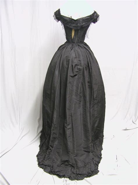 17th century 18th century 1830s 1860s 1870s 1880s 1890s ball gown ballgown belle epoque black blue bodice bustle bustle dress bustle dresses corset cotton dress dutch edwardian exhibition. All The Pretty Dresses: For what it's Worth, late 1860's ...