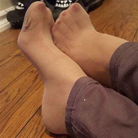 Sexy Milf In Pantyhose Feet