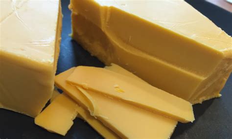Daiya Medium Cheddar Farmhouse Block Vegan Cheese Tasting