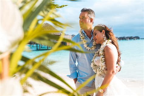 Wedding Bora Bora Photographer Caroline Tongourian Couple Famille Mariage Lgbtq