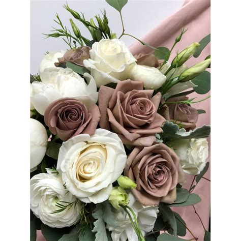 Amnesia Roses Wedding Flowers In Fort Bridesmaid Flower Bouquet