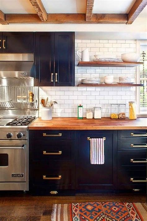 In 2019 nearly 50% of our. 40+ Beautiful Navy Kitchen Cabinets For Decorating Your ...