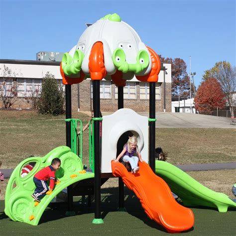 Yl C052 Plastic Playground Outdoor Children Playground Equipment Sets