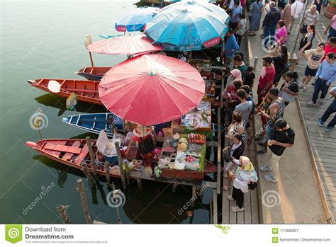 Klong Hae Floating Market At Hatyai Songlhal Thailand Editorial