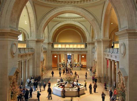 Metropolitan Museum Of Art Entrance Hall