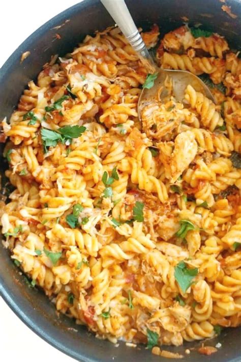 One Pot Leftover Roast Chicken Pasta Cooked Chicken Recipes Leftover