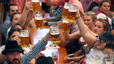 Cheers Oktoberfest Beer Festival Kicks Off In Munich Cgtn