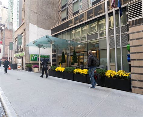 Explore midtown nyc from our times square hotel. Holiday Inn Express NYC-Herald Square 36th St. (New York ...