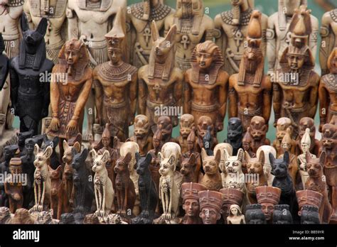 Egyptian Wooden Statues For Sale In Alexandria Stock Photo Alamy