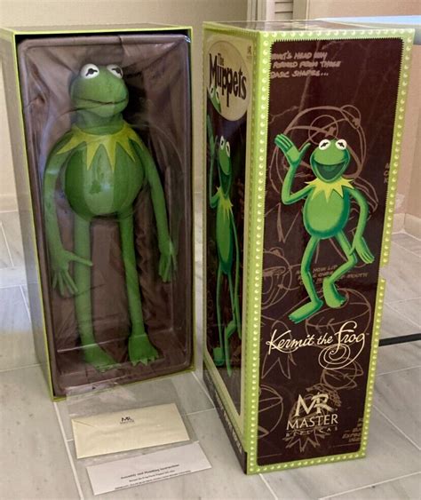 Master Replicas Kermit The Frog Photo Puppet Replica Muppets Le